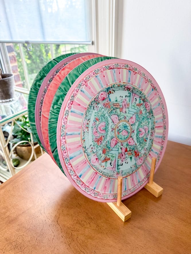 Grandmillennial China Plate Cutting Board - Reticulated Rose Medallion