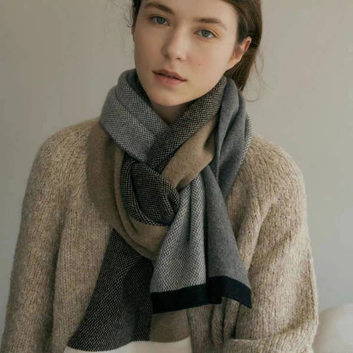 Camel Unisex Elegant Knit Scarf