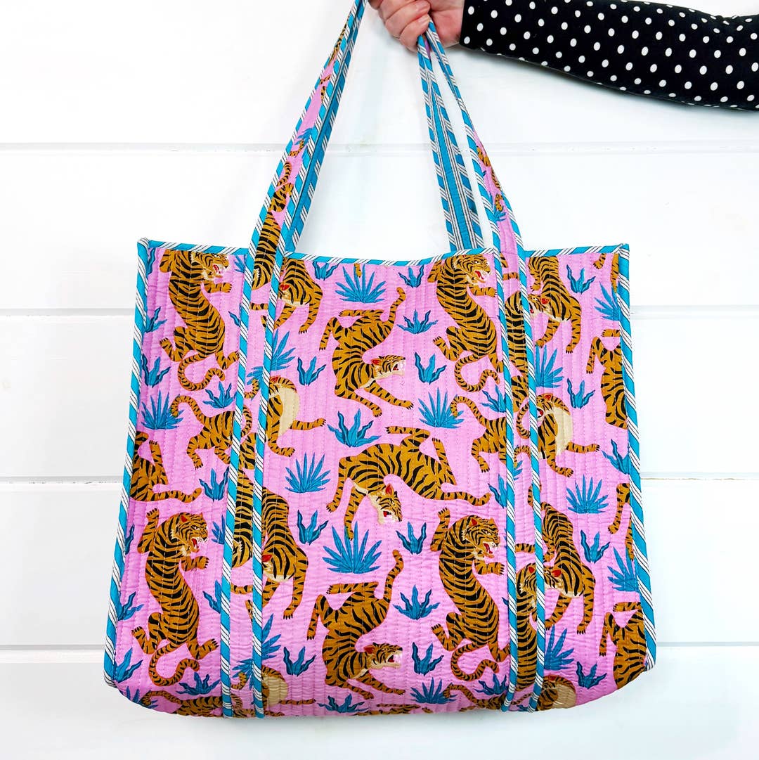 fabric travel tote bags Weekender Bag 0 d Handle/Strap strap length 12. Vera Bradley Cotton Overnight Tote