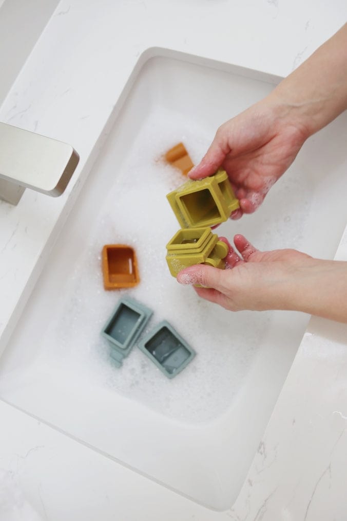 Marlowe & Co Marlowe & Co Construction Silicone Bath Toy Set - Little Miss Muffin Children & Home