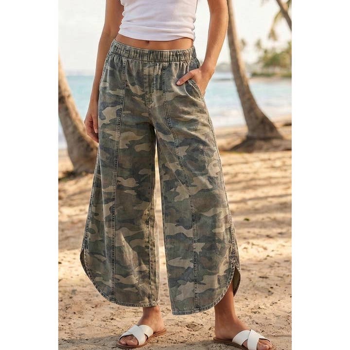 Tulip Cut Washed Camo Relaxed Fit Jeans