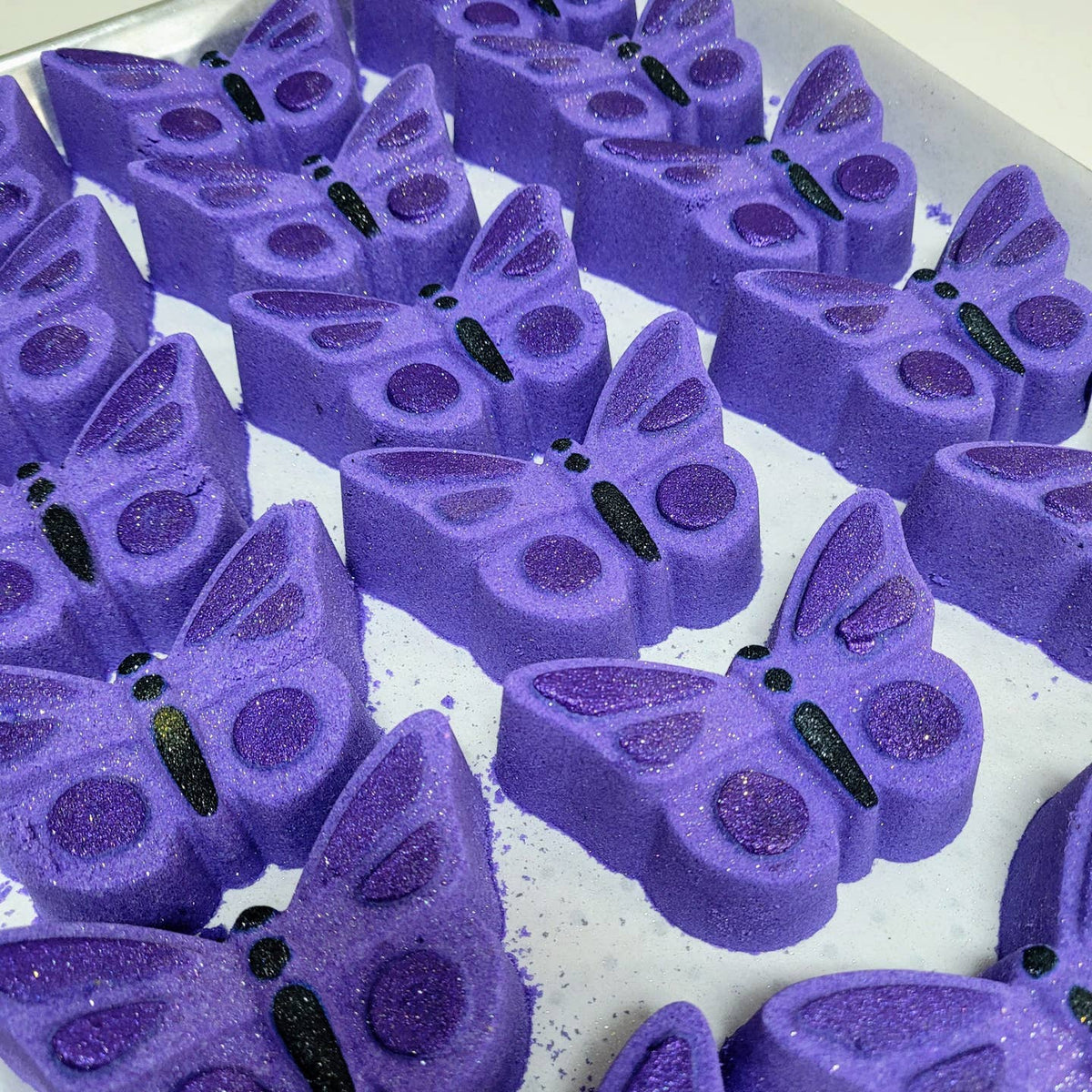 Essentially Nola Essentially Nola Flutter and Fizz Butterfly Bath Bomb 4.5oz Lavender - Little Miss Muffin Children & Home