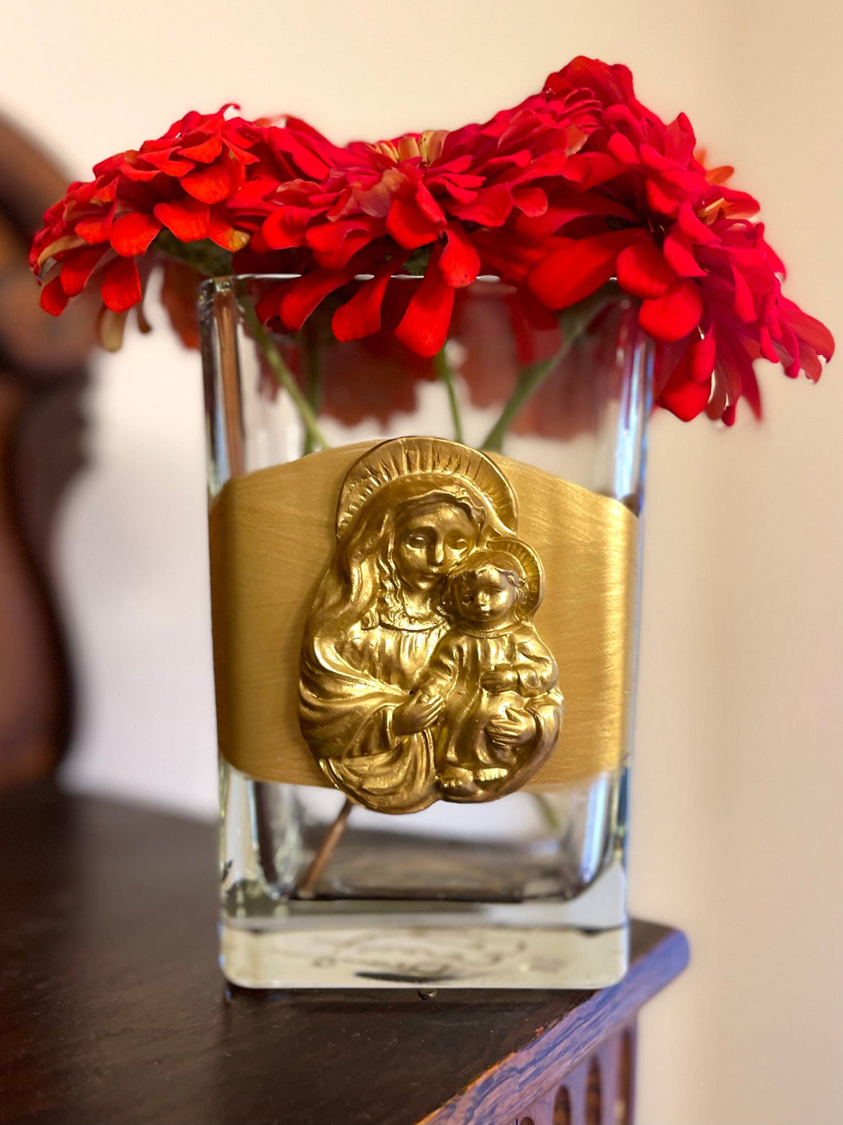 Carol Cassisa Carol Cassisa Vase Marie et Bebe Jesus -Mary & Baby Jesus Grande Vase - Little Miss Muffin Children & Home
