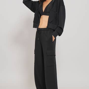 Urban Daizy Urban Daizy Cargo Sweatpants in Black - Little Miss Muffin Children & Home
