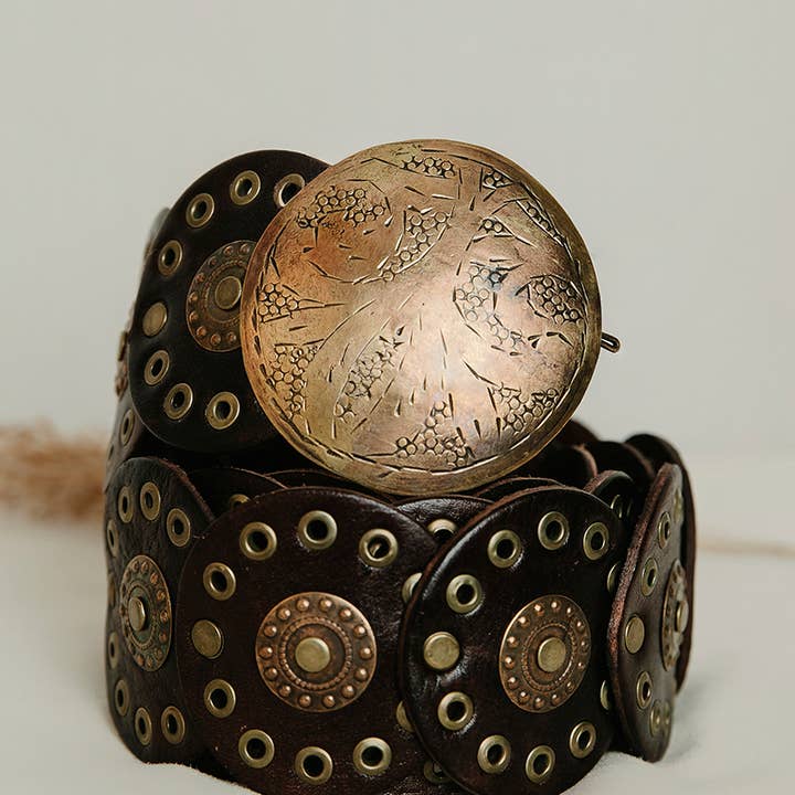Alpha Leather Belt with Engraved Buckle, Medium Size