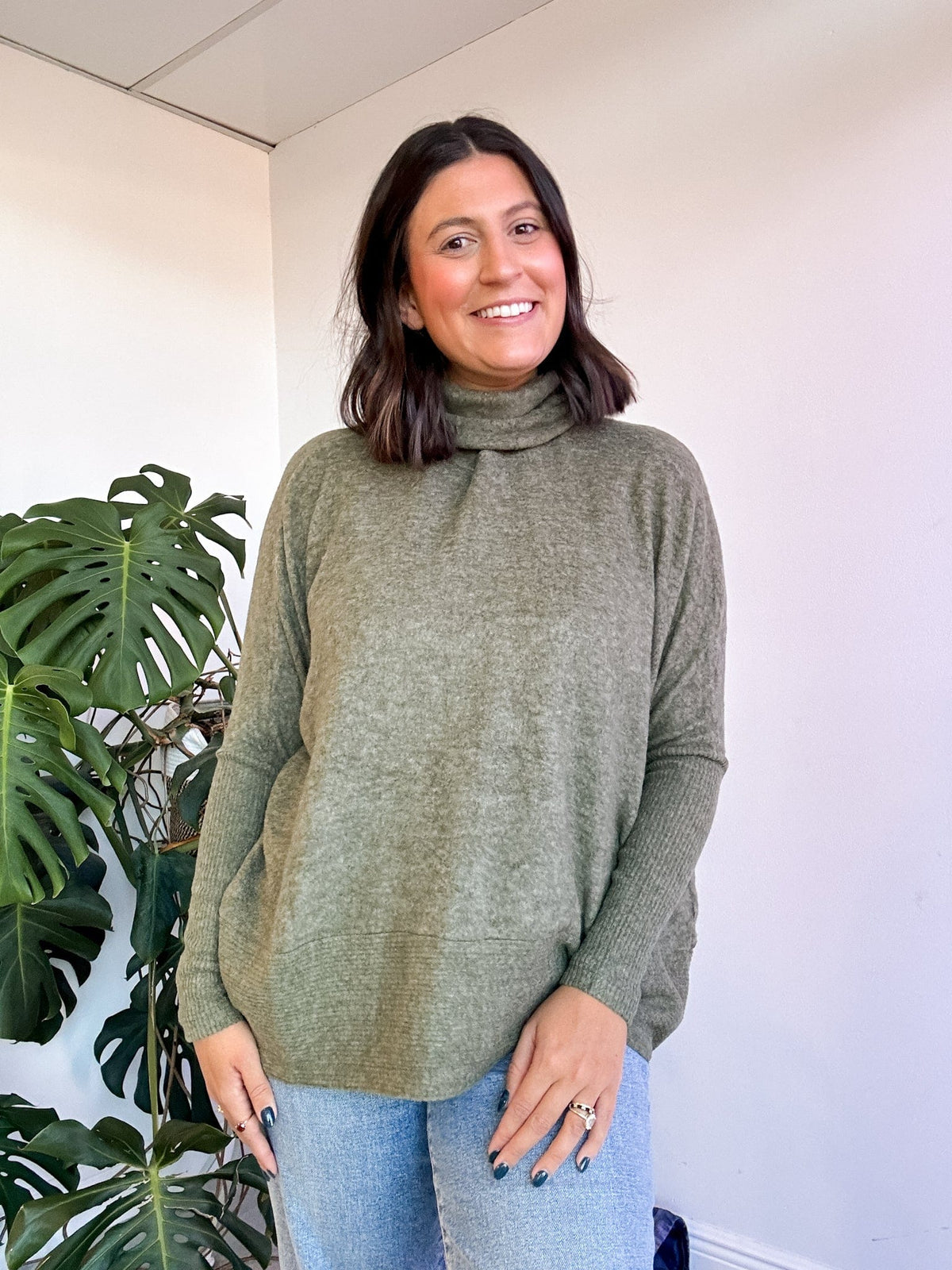 Brushed Mélange Hacci Turtleneck Sweater in Dark Olive