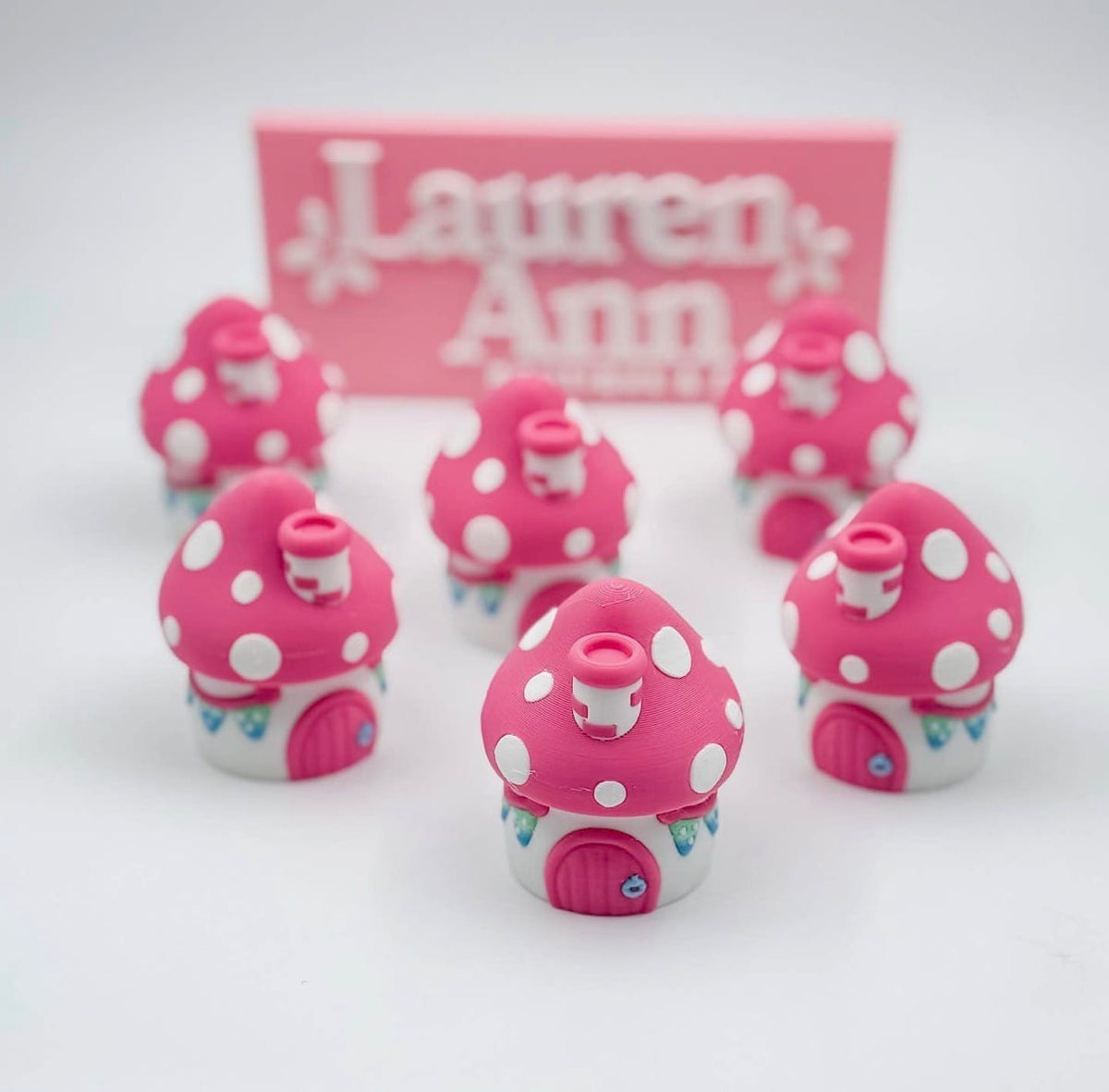 Pink Mushroom House Clicker