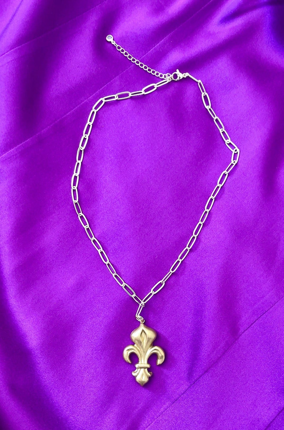 Carol Cassisa Carol Cassisa Jolie Fleur de Lis Paper Clip Necklace - Little Miss Muffin Children & Home