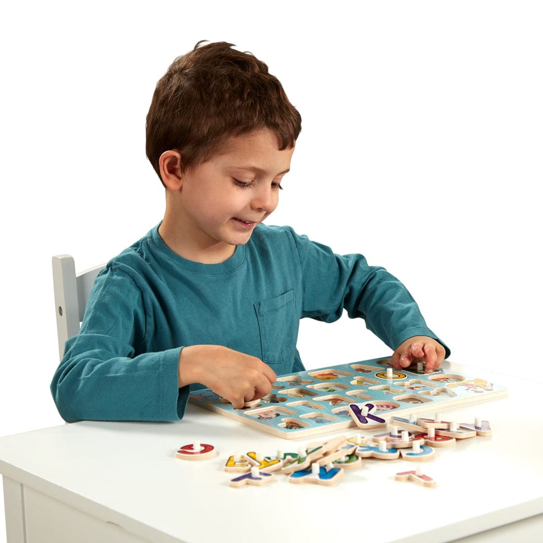 Melissa & Doug Disney Classics Wooden Alphabet Peg Puzzle - Little Miss Muffin Children & Home