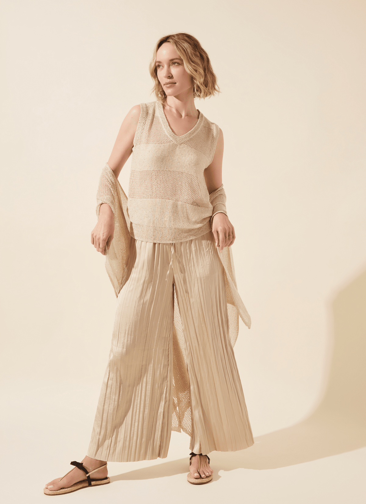 Lysse The Packable Pleated Palazzo Pant (28" Inseam) in Chablis - Little Miss Muffin Children & Home