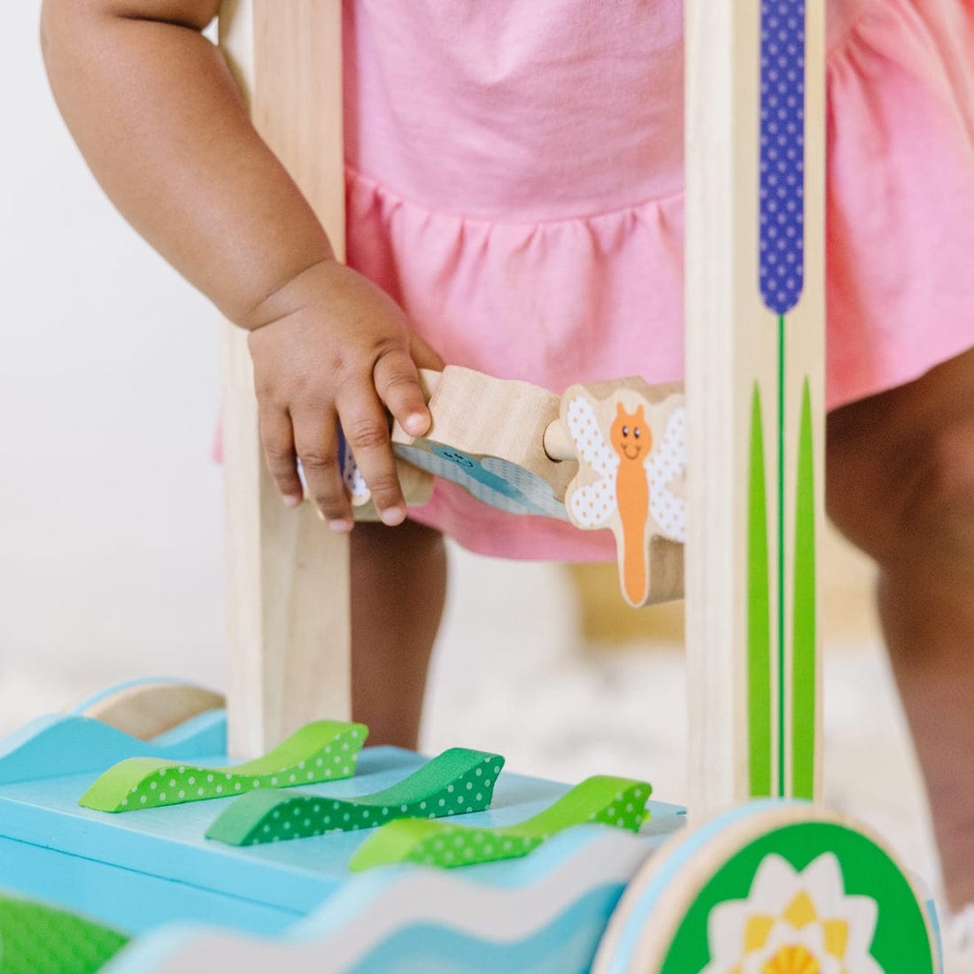 Melissa & Doug Melissa & Doug First Play Chomp & Clack Alligator Push Toy - Little Miss Muffin Children & Home