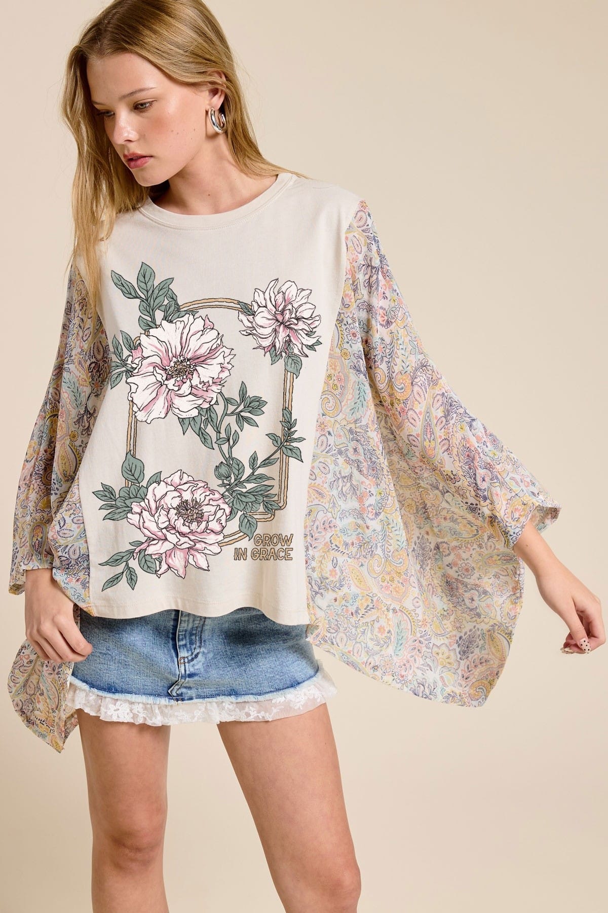 Grow in Grace Graphic Kaftan Sleeve Top