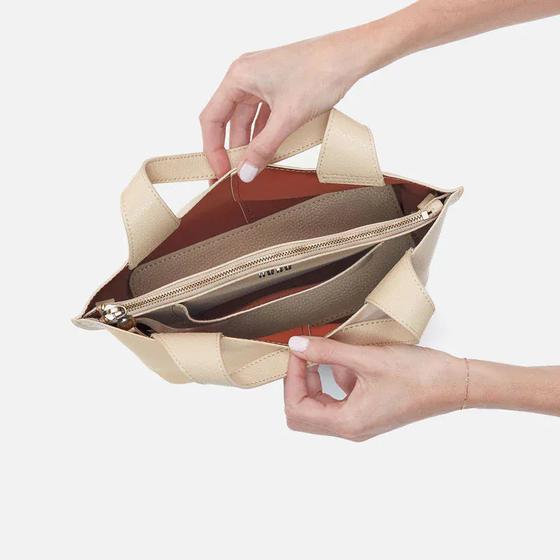 Vida Small Tote in Micro Pebbled Leather - Almond/Coconut