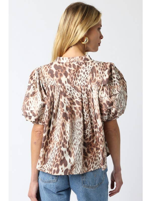 Melisa Short Sleeve Leopard Blouse