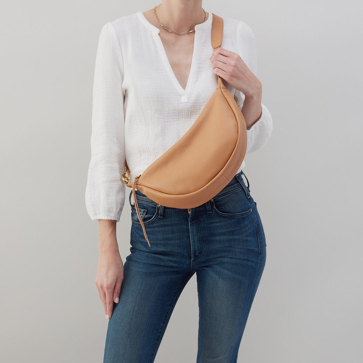 Hobo Hobo Knox Sling In Pebbled Leather - Little Miss Muffin Children & Home