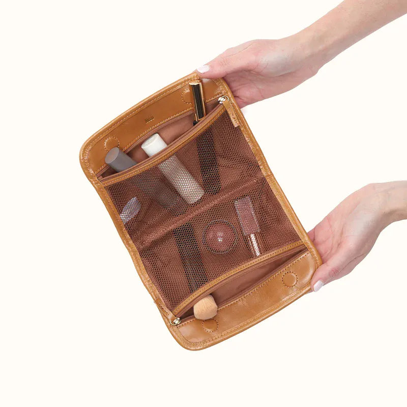 Hobo Beauty Cosmetic Pouch in Polished Leather - Natural