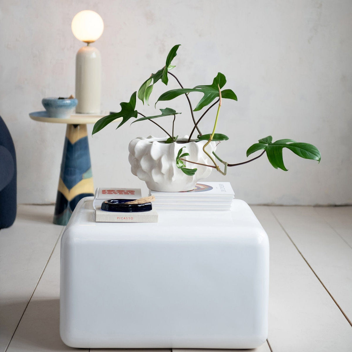 Matte White Stoneware Sculptural Planter (Holds 7" Pot)