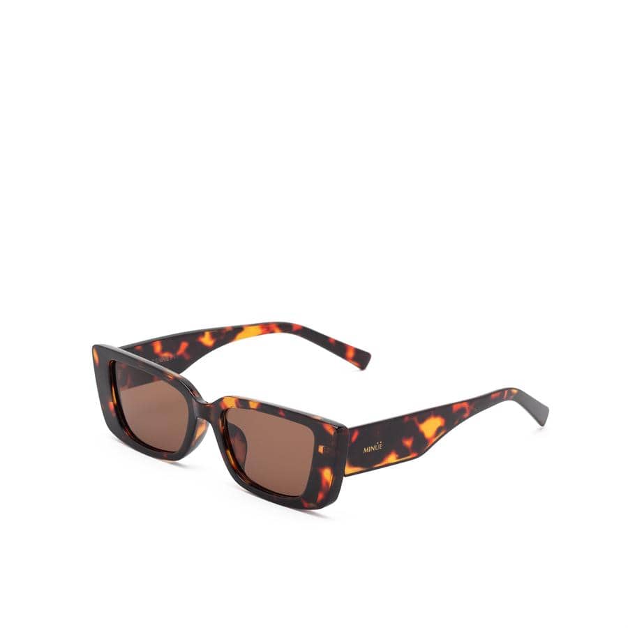 Minue | Greta Sunglasses in Carey Minue Opticians Lawrence Carey Sunglasses | Little Miss  main image 4