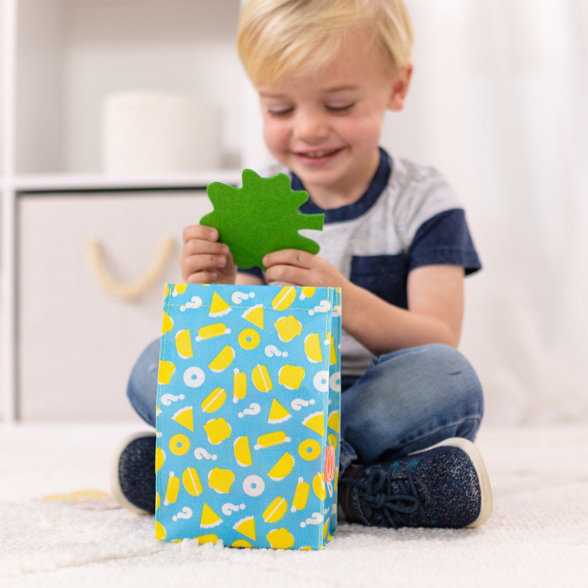 Melissa & Doug Melissa & Doug What’s for Lunch?™ Surprise Meal Play Food Set - Little Miss Muffin Children & Home