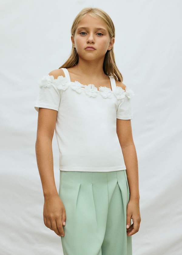 Flower Applique Off Shoulder T-Shirt