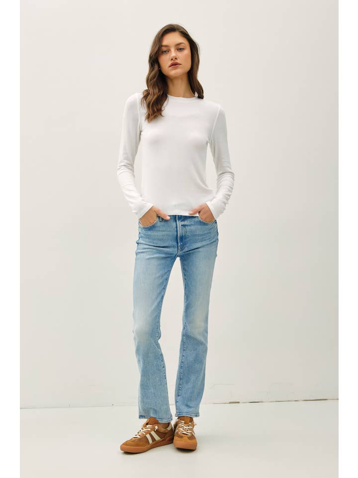 white ribbed crew neck top