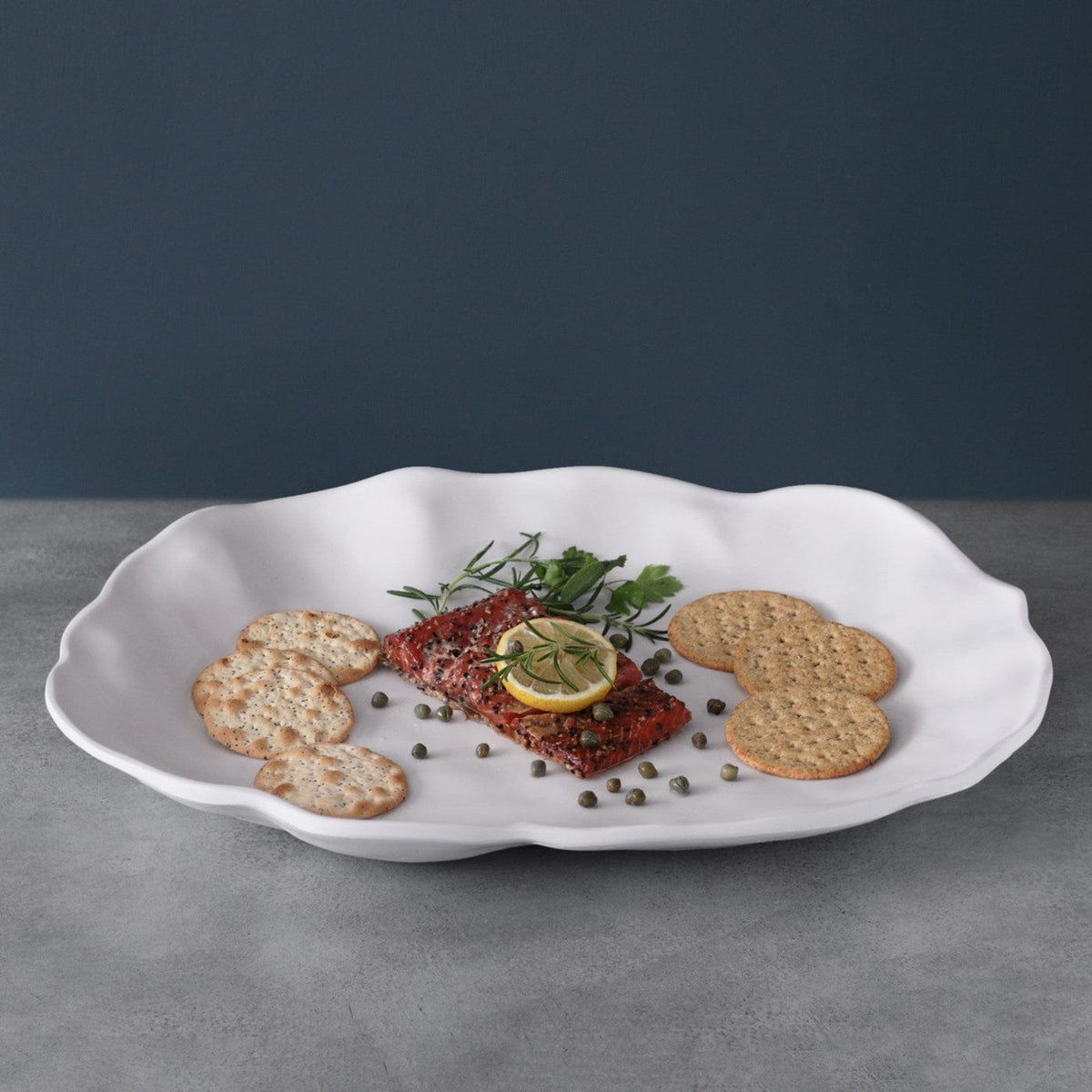 Beatriz Ball Beatriz Ball Vida Nube Large Oval Platter - Little Miss Muffin Children & Home