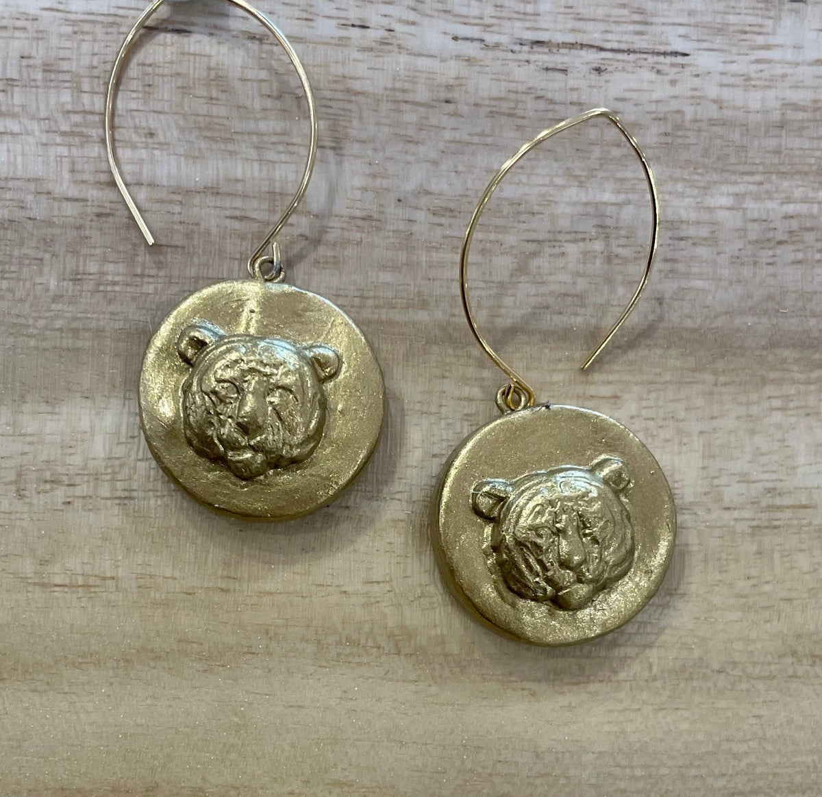 Carol Cassisa Carol Cassisa Bouton Tigre Earrings - Little Miss Muffin Children & Home
