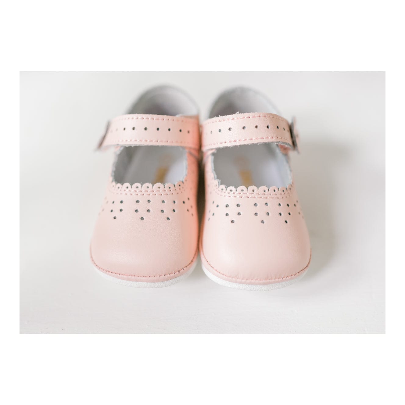 L'Amour Shoes L'Amour Mia Scalloped Leather Mary Jane - Little Miss Muffin Children & Home