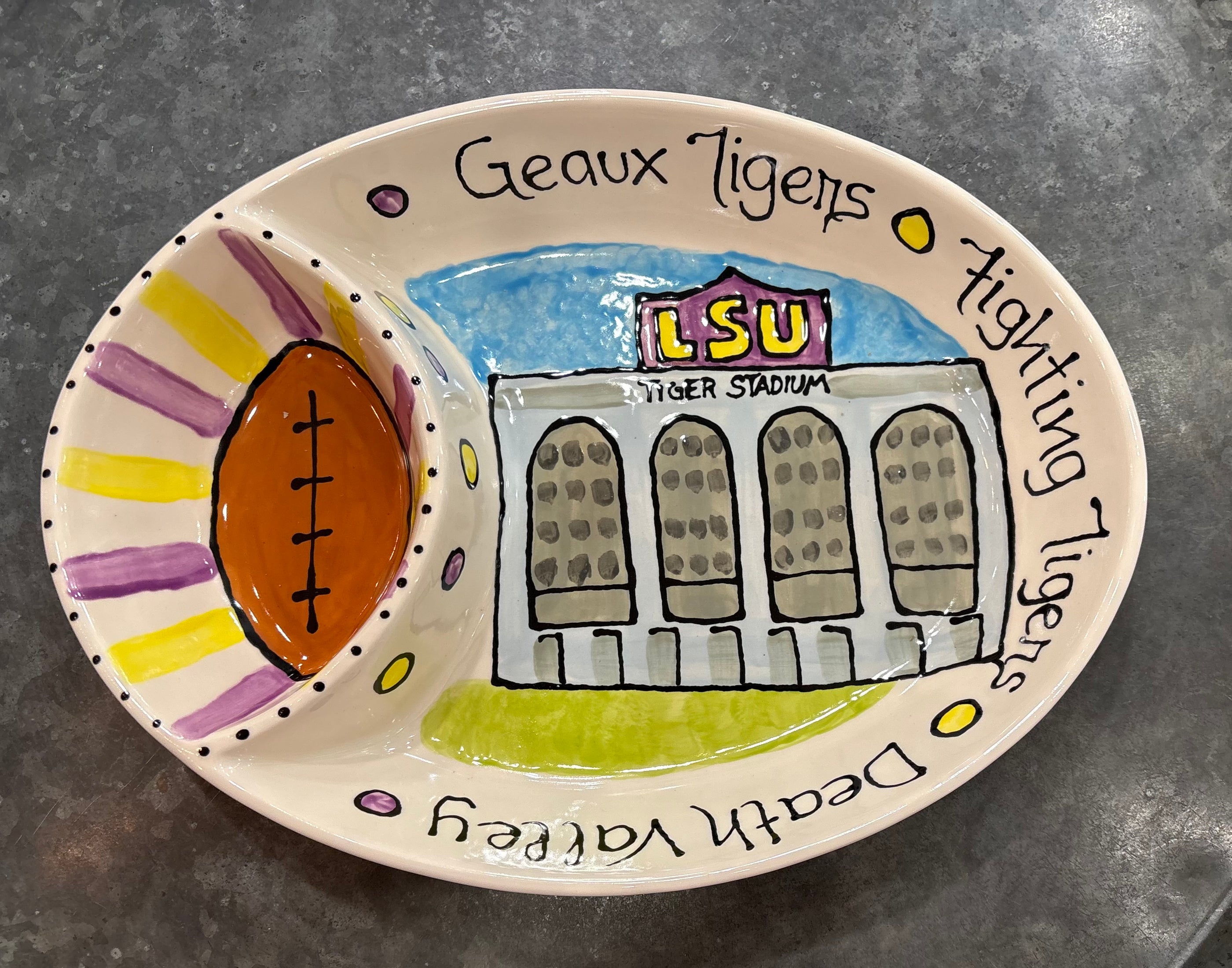 LSU Oval Chip & Dip