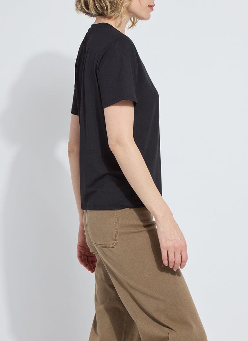 Lysse Perfect Box-Cut Short-Sleeve Tee in Black