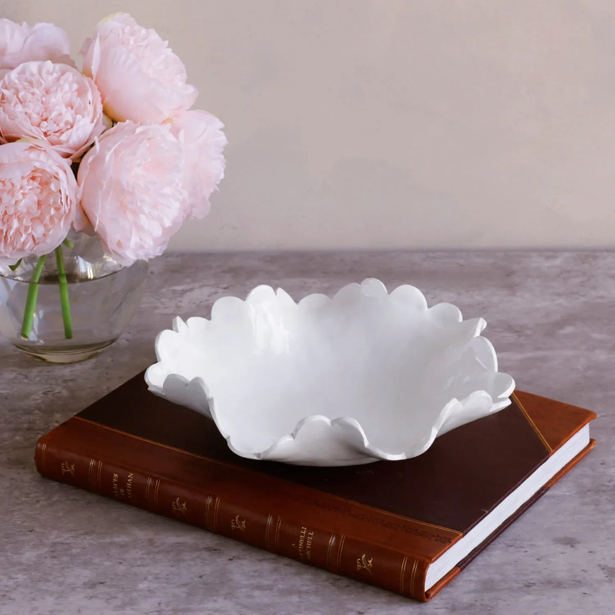 Vida Colette Medium White Bowl