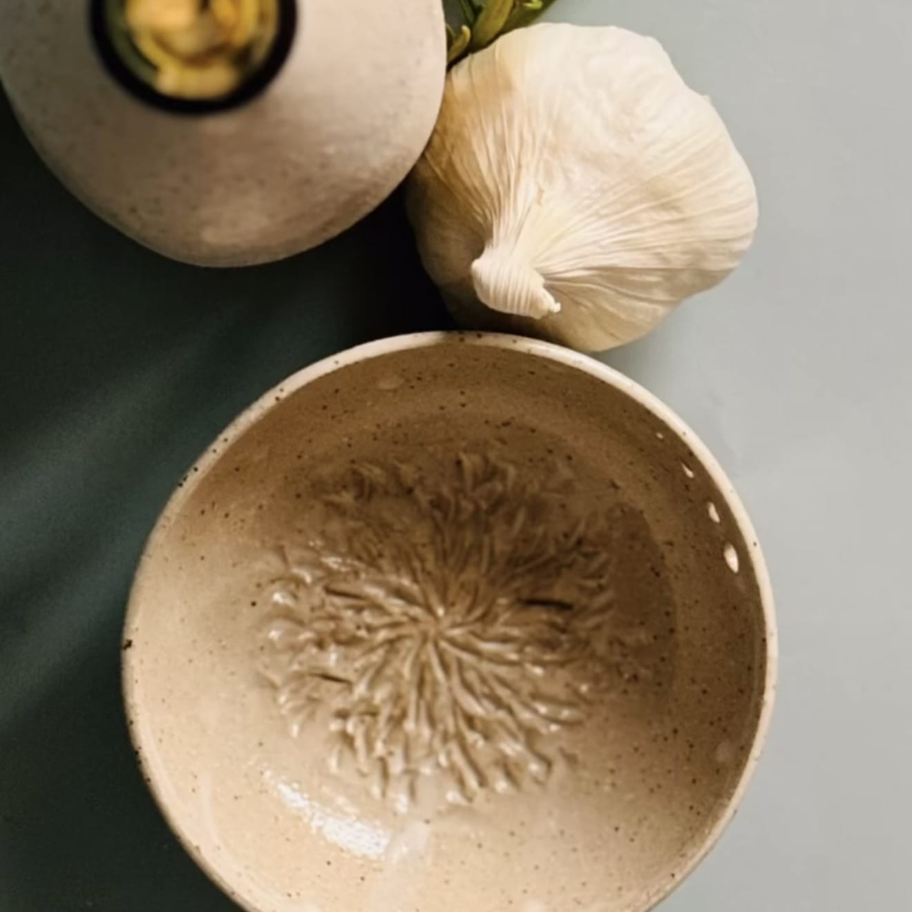 Garlic Bowl