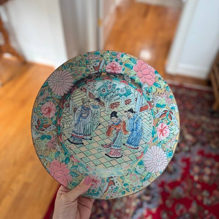 Grandmillennial China Plate Cutting Board - Rose Medallion