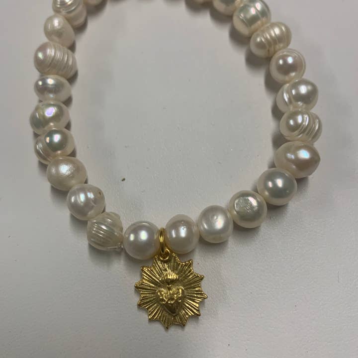 Weisinger Designs Weisinger Designs Pearl Bracelet with Sacred Heart Medal - Little Miss Muffin Children & Home