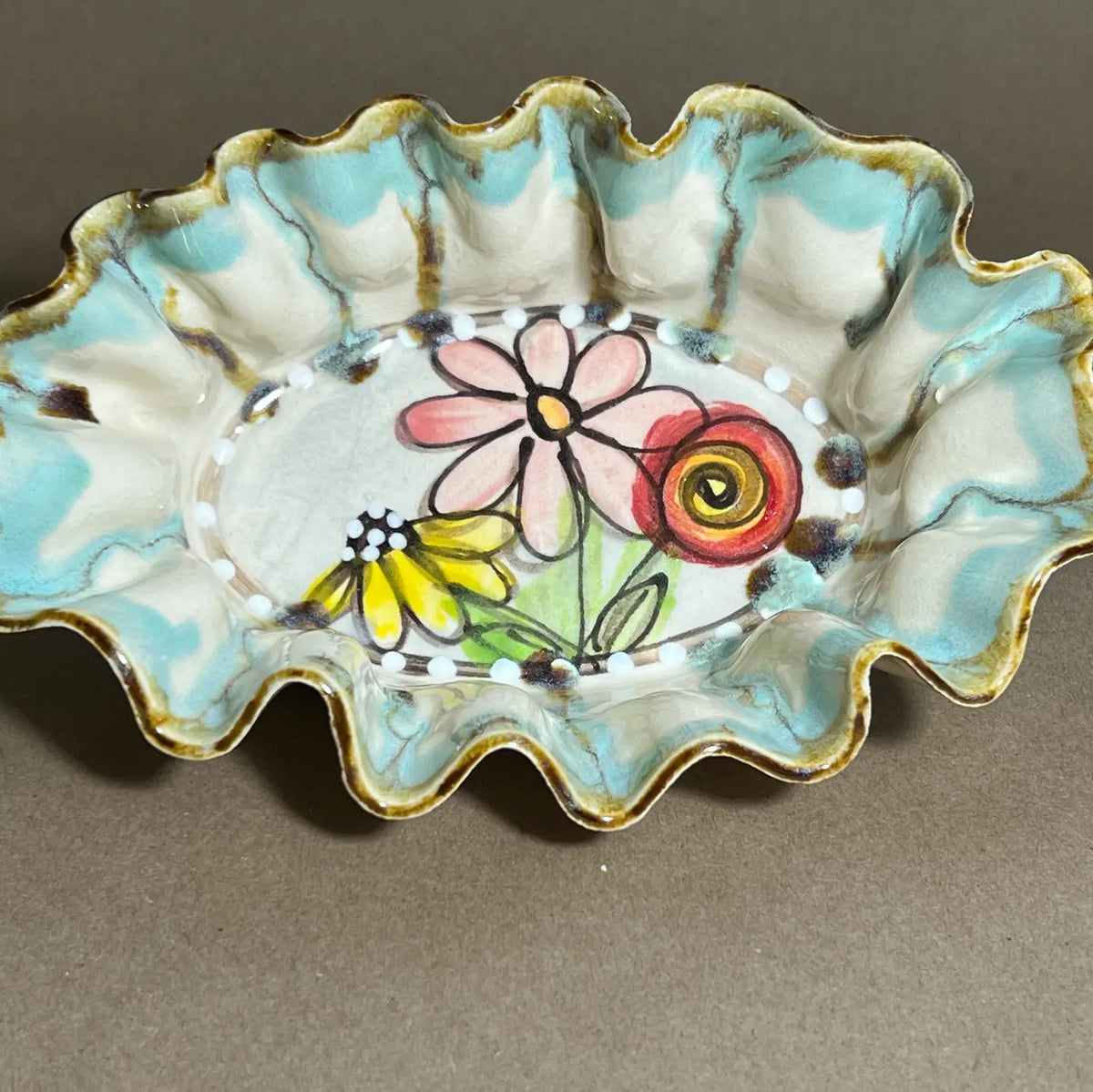 Oval Baking Dish with Flowers Drip