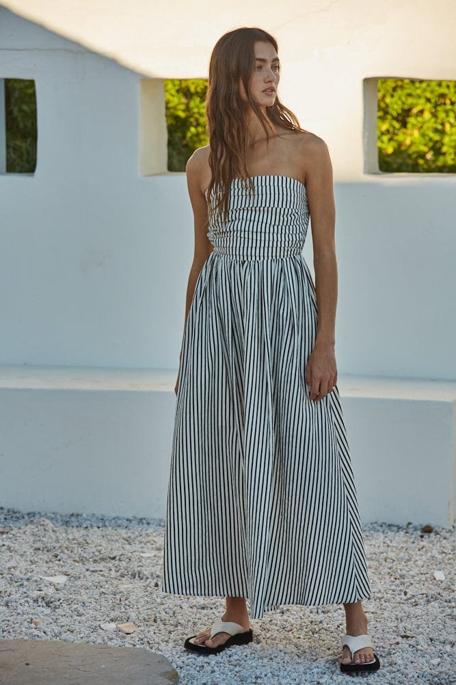 Striped Tube Neck Strapless Flare Maxi Dress Striped Tube Neck Strapless Flare Maxi Dress