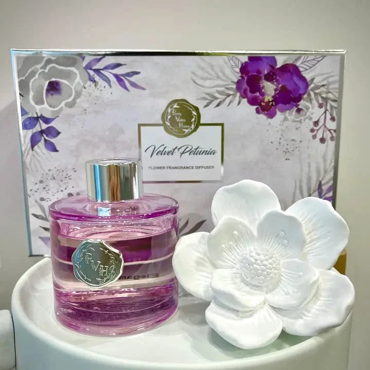 Pretty Valley Home Pretty Valley Home Magnolia Flower Diffuser Gift Set, Velvet Petunia - Little Miss Muffin Children & Home