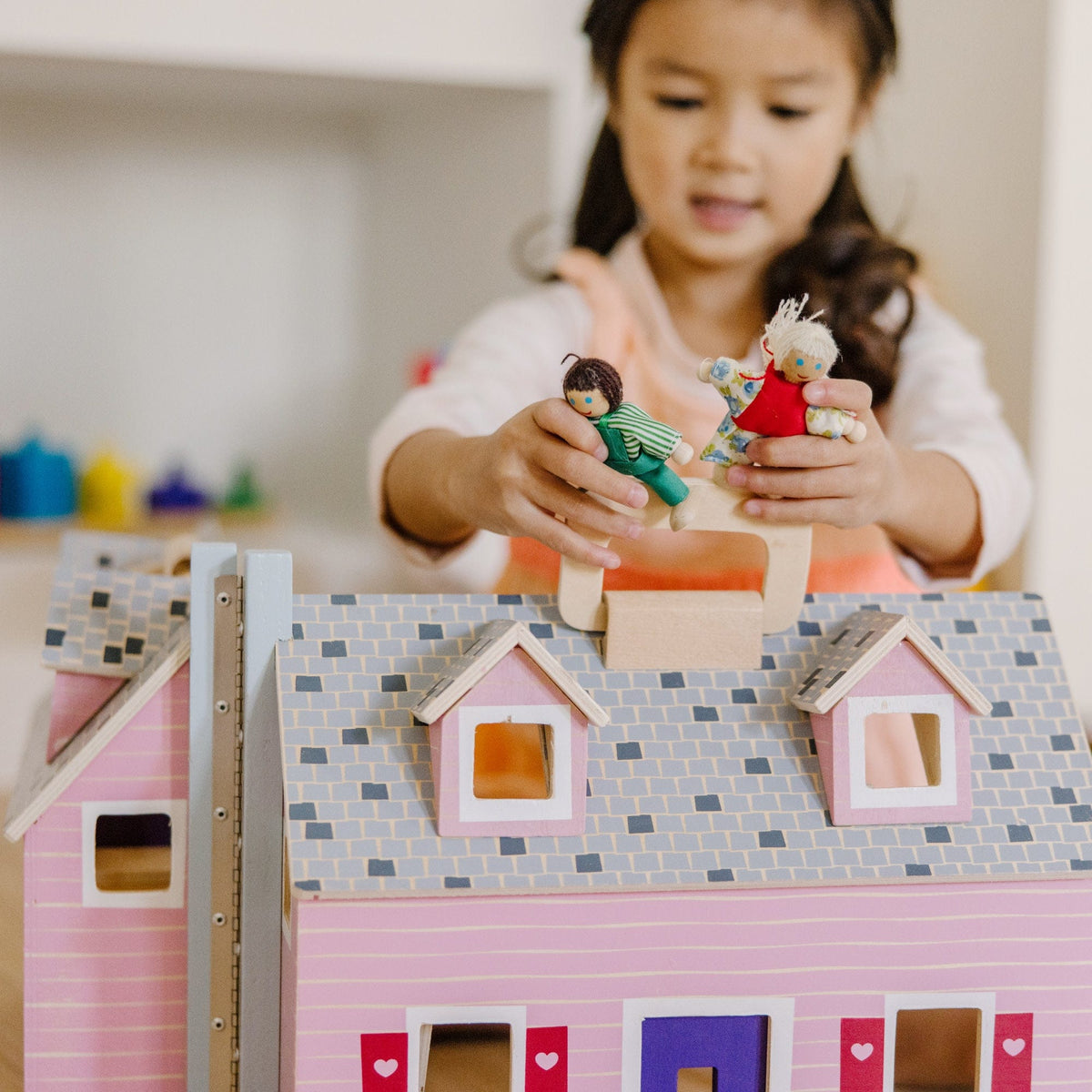Melissa & Doug Wooden Fold & Go Mini Dollhouse - Little Miss Muffin Children & Home