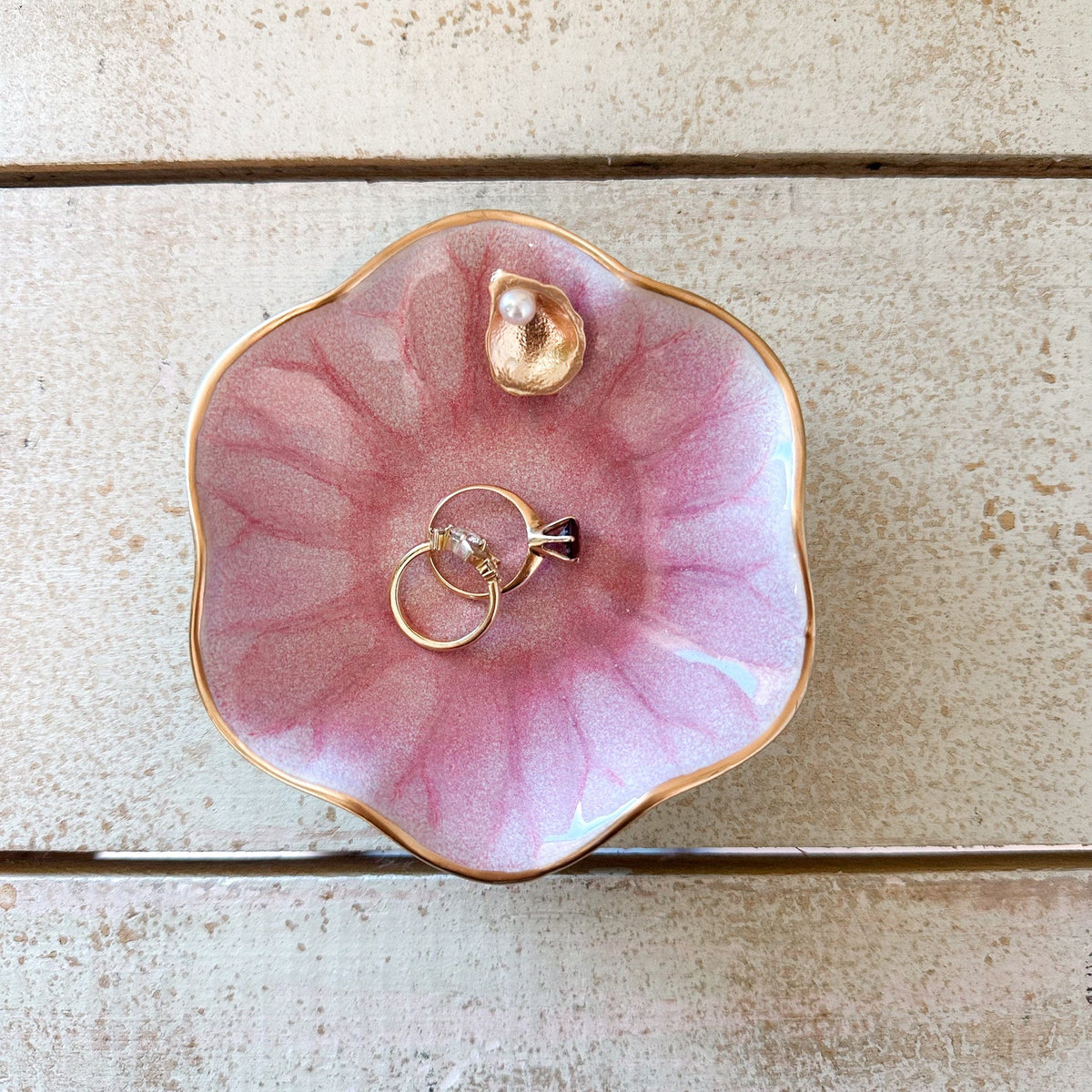 Lotus Flower Ceramic Dish with Oyster with Pearl