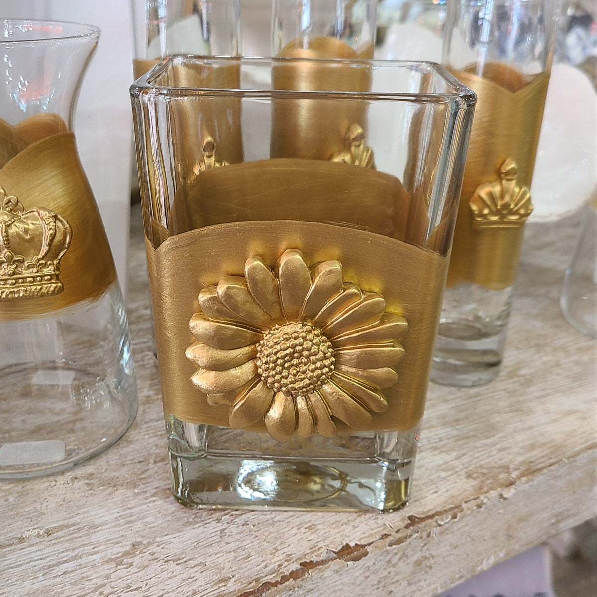 Carol Cassisa Carol Cassisa Vase avec Tournesol - Little Miss Muffin Children & Home