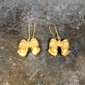 Carol Cassisa Carol Cassisa Pour Lily Bow Earrings - Little Miss Muffin Children & Home