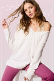 La Miel Lightweight V-Neck Sweater in Snow