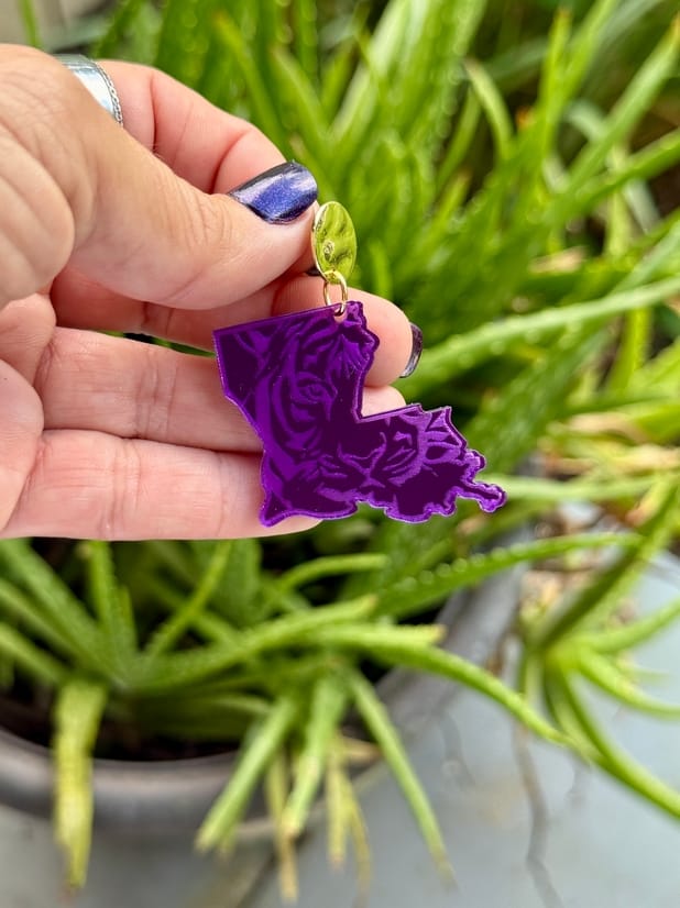 Geaux Magnolia Purple Louisiana Tiger Dangle Earrings – LSU Game Day