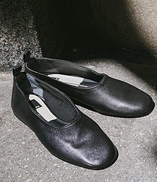Dolce Vita Kory Ballet Flats – Black Leather