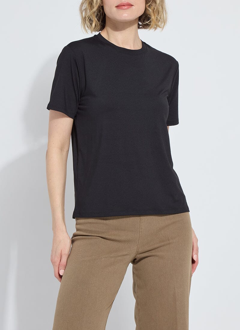 Lysse Perfect Box-Cut Short-Sleeve Tee in Black