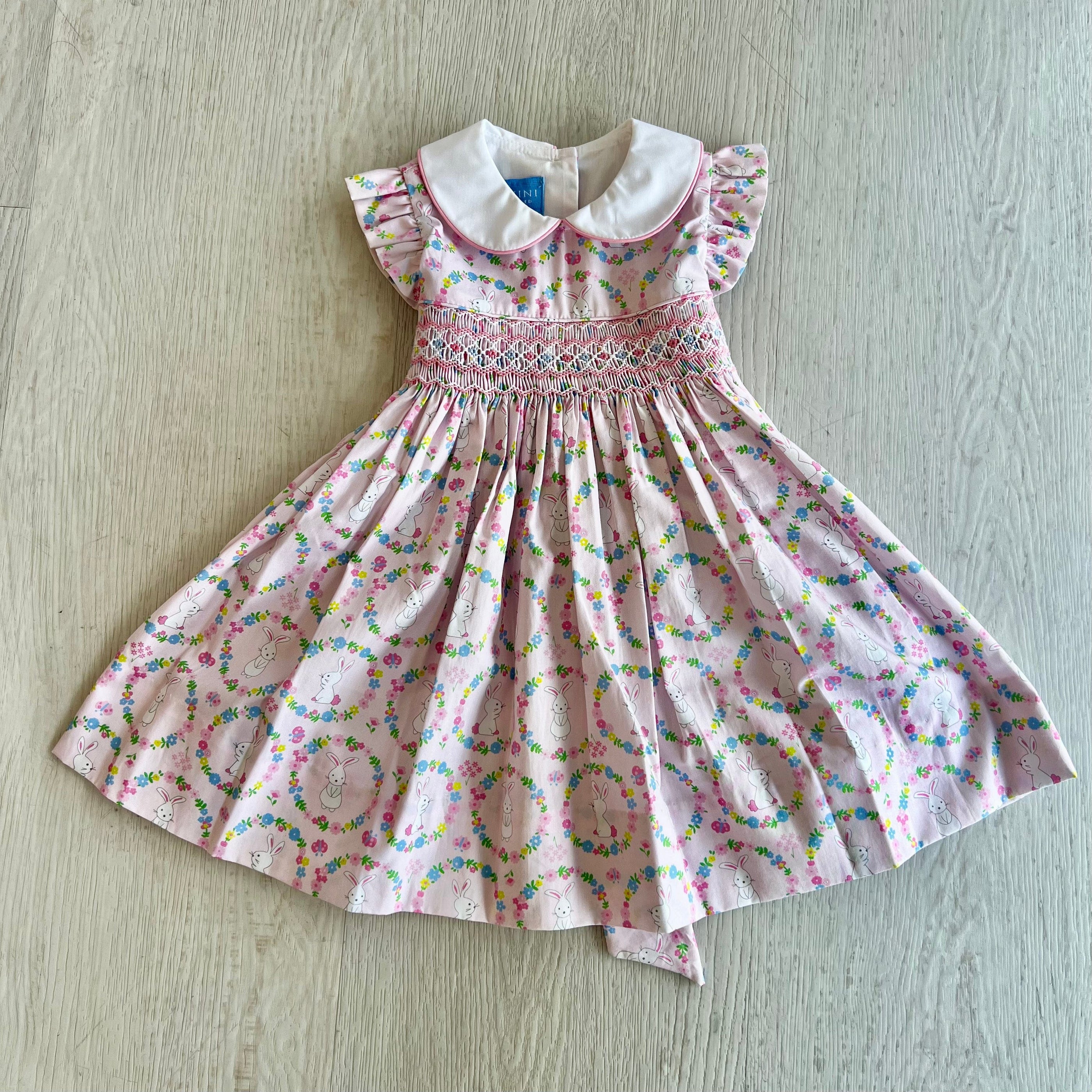 baby girl smocked dress Anavini Bunny Smocked Dress with Collar