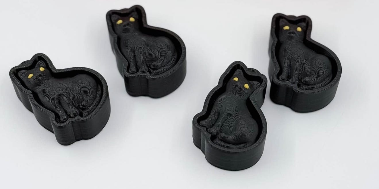 Black Cat Clicker