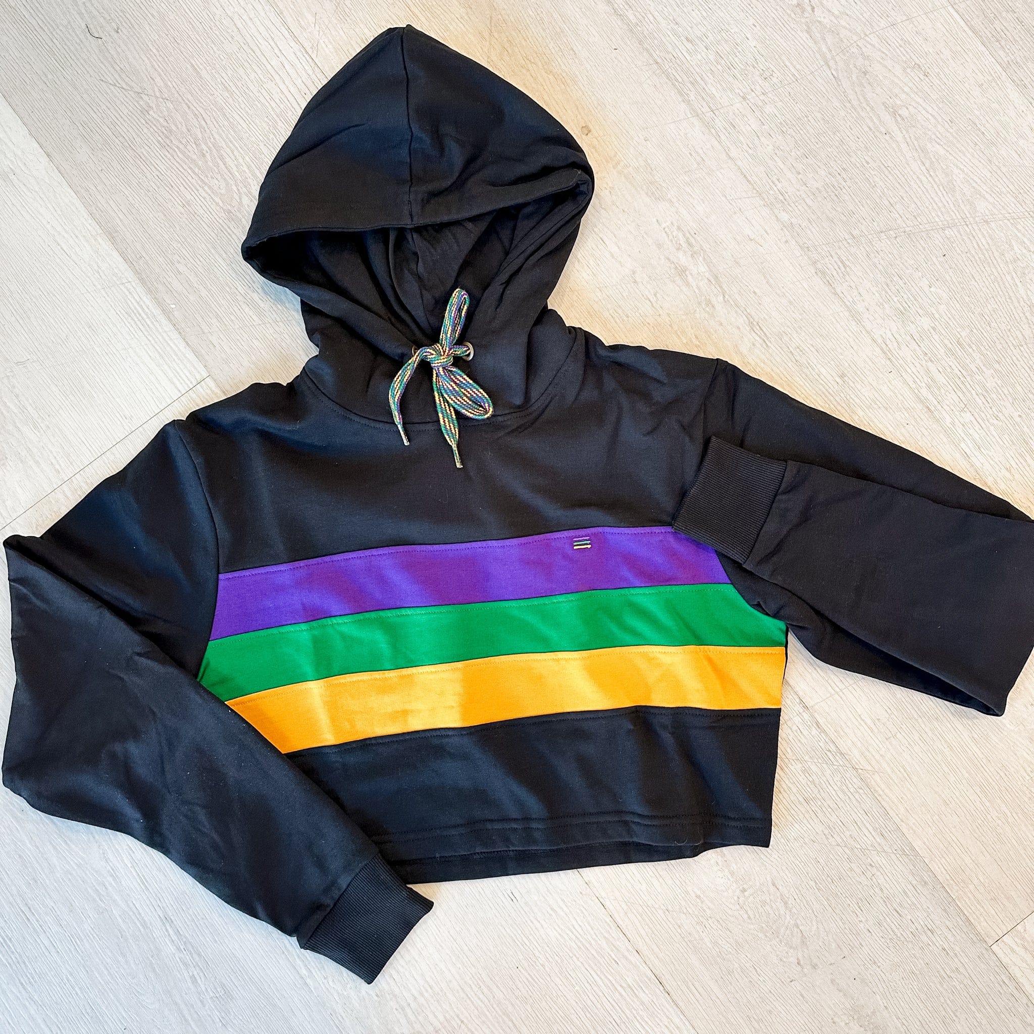 Black Chest Stripe Cropped Pullover Hoodie