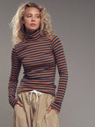 Contrast Seam Turtleneck Knit Top