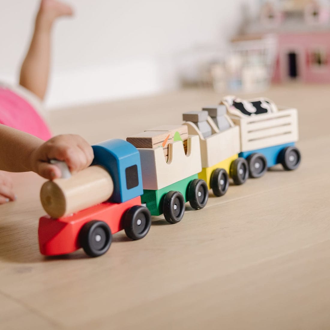 Melissa & Doug Melissa & Doug Wooden Farm Train Toy Set - Little Miss Muffin Children & Home